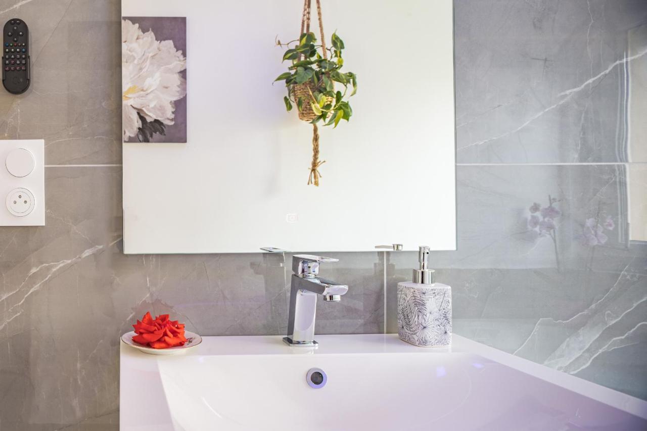 Le Flamboyant - Confort & Rarete - Premium Saint-André-les-Vergers Εξωτερικό φωτογραφία